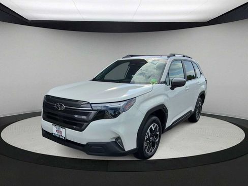 Used 2026 Subaru Forester Premium AWD/4WD image 4