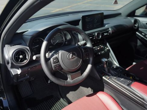 Used 2025 Lexus IS 300 F Sport AWD/4WD image 9