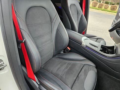 Certified 2022 Mercedes-Benz GLC 43 AMG 4MATIC image 21