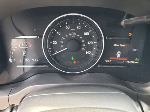 Used 2022 Honda HR-V EX-L image 19
