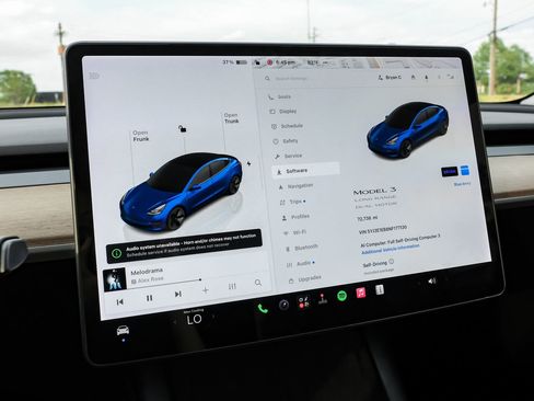 Used 2022 Tesla Model 3 Long Range AWD/4WD image 29