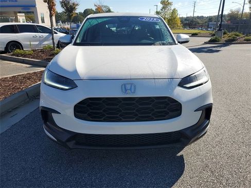 Used 2025 Honda HR-V LX image 2