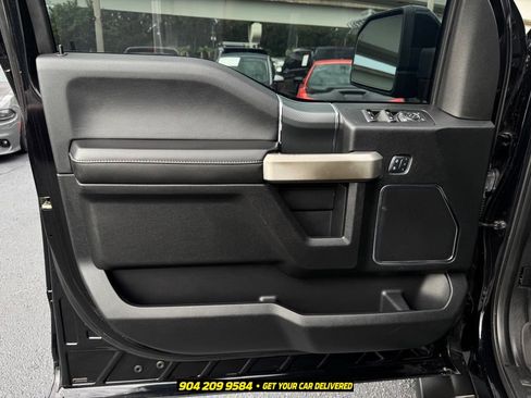 Used 2018 Ford F150 Lariat w/ Equipment Group 502A Luxury AWD/4WD image 21