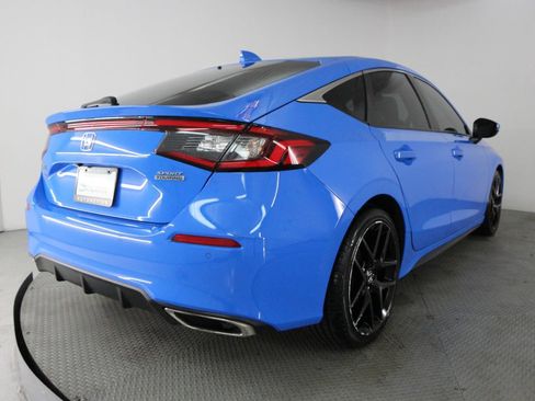Used 2024 Honda Civic Sport Touring image 10