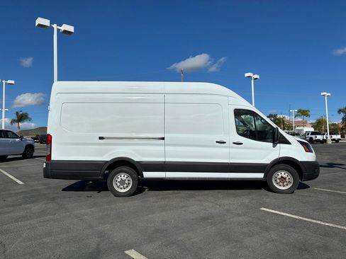 Used 2023 Ford Transit 250 148 High Roof Extended AWD w/ Load Area Protection Package image 4
