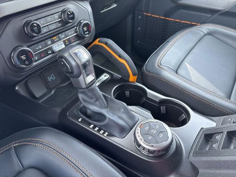 Used 2023 Ford Bronco Badlands image 25