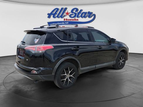 Used 2018 Toyota RAV4 SE w/ Power Extra Value Package FWD image 5