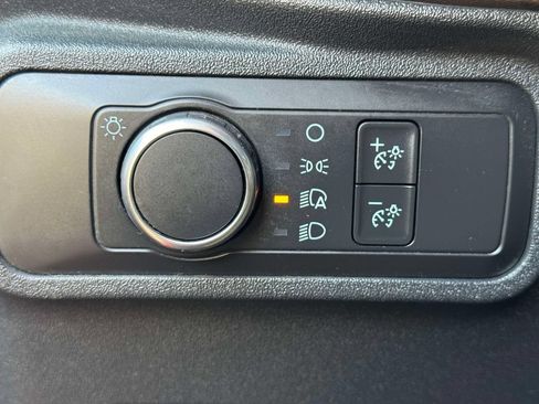 Used 2021 Ford Bronco Wildtrak AWD/4WD image 19