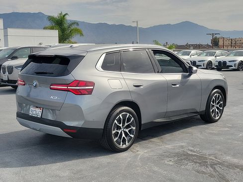 Used 2026 BMW X3 xDrive30i w/ Convenience Package AWD/4WD image 3