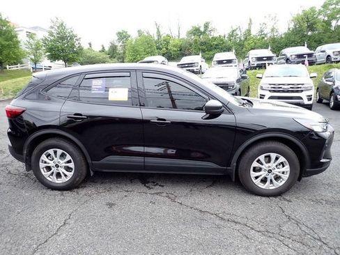 Certified 2025 Ford Escape Active w/ Tech Pack #1 AWD/4WD image 9