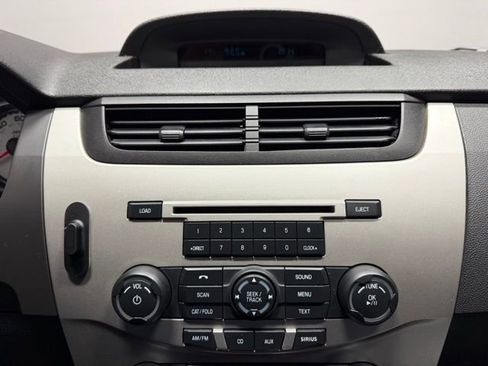 Used 2008 Ford Focus SE image 29