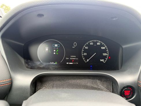 Used 2025 Honda HR-V Sport image 5