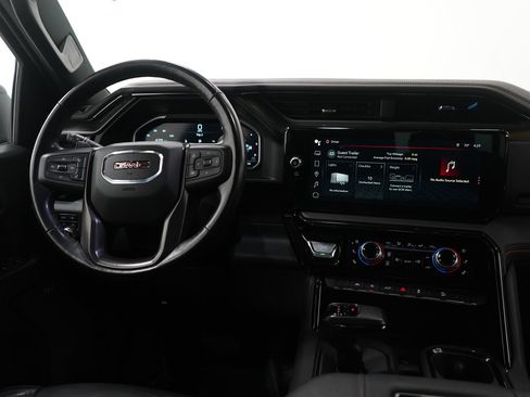 Used 2022 GMC Sierra 1500 AT4 w/ AT4 Preferred Package image 14