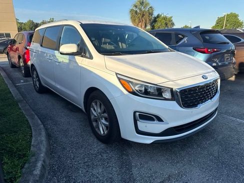 Used 2019 Kia Sedona EX FWD image 1