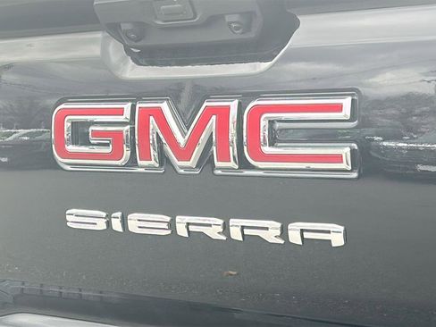 New 2026 GMC Sierra 1500 Elevation image 7