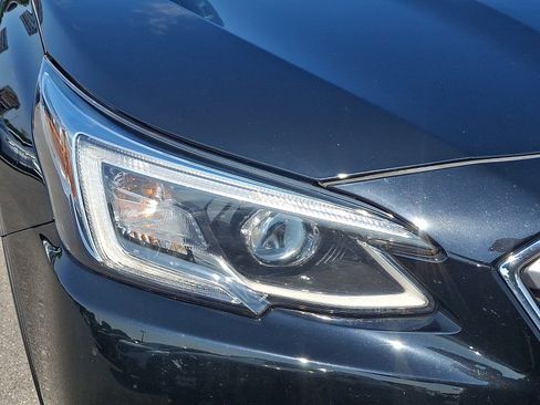 Used 2022 Subaru Outback Touring w/ Popular Package #2 AWD/4WD image 9