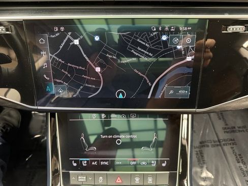 Used 2023 Audi Q8 Premium Plus image 19