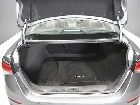 Certified 2024 Nissan Sentra SR w/ SR Premium Package FWD image 34