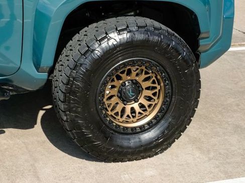 Used 2025 Toyota 4Runner Trailhunter AWD/4WD image 66