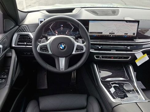 Certified 2026 BMW X6 xDrive40i AWD/4WD image 11