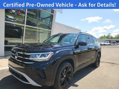 Certified 2023 Volkswagen Atlas SE w/ Panoramic Sunroof Package AWD/4WD image 2