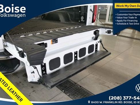 Used 2024 GMC Sierra 1500 SLT image 15