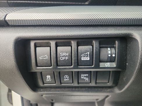 Used 2019 Subaru Forester Limited image 29