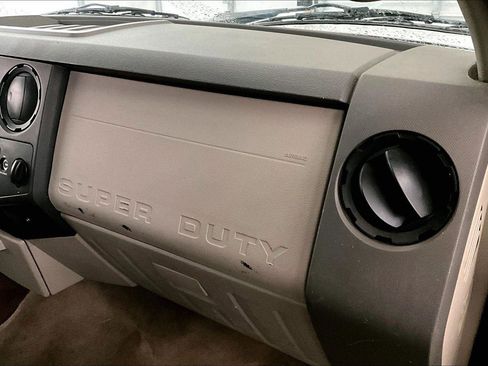 Used 2009 Ford F350 XL image 15