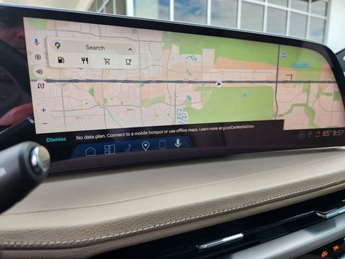 Used 2024 Cadillac XT4 Premium Luxury image 16