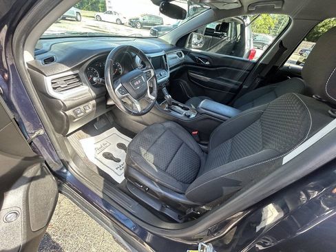Used 2017 GMC Acadia SLE FWD image 6