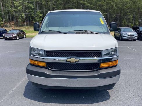 Used 2024 Chevrolet Express 2500 w/ Driver Convenience Package RWD image 8