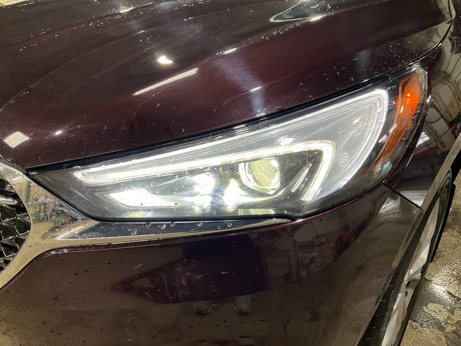 Used 2020 Buick Enclave Avenir w/ Avenir Technology Package AWD/4WD image 33