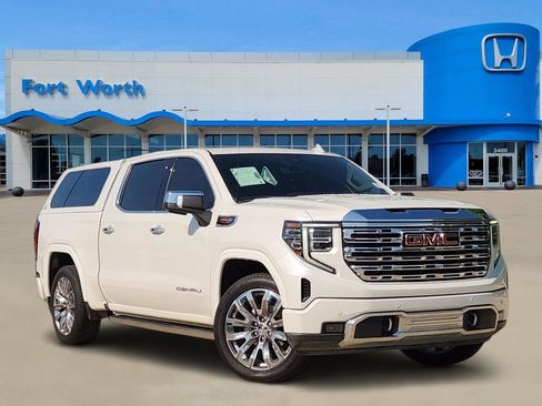 Used 2025 GMC Sierra 1500 Denali AWD/4WD image 1