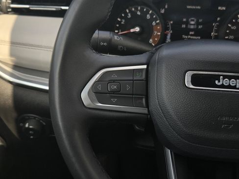 Used 2024 Jeep Compass Limited AWD/4WD image 15