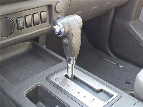 Used 2013 Nissan Xterra X image 12