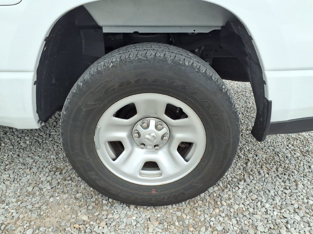 Used 2025 RAM 1500 Tradesman AWD/4WD image 17
