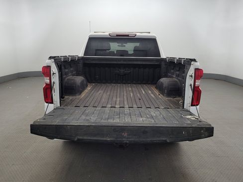 Used 2022 Chevrolet Silverado 1500 Custom AWD/4WD image 29