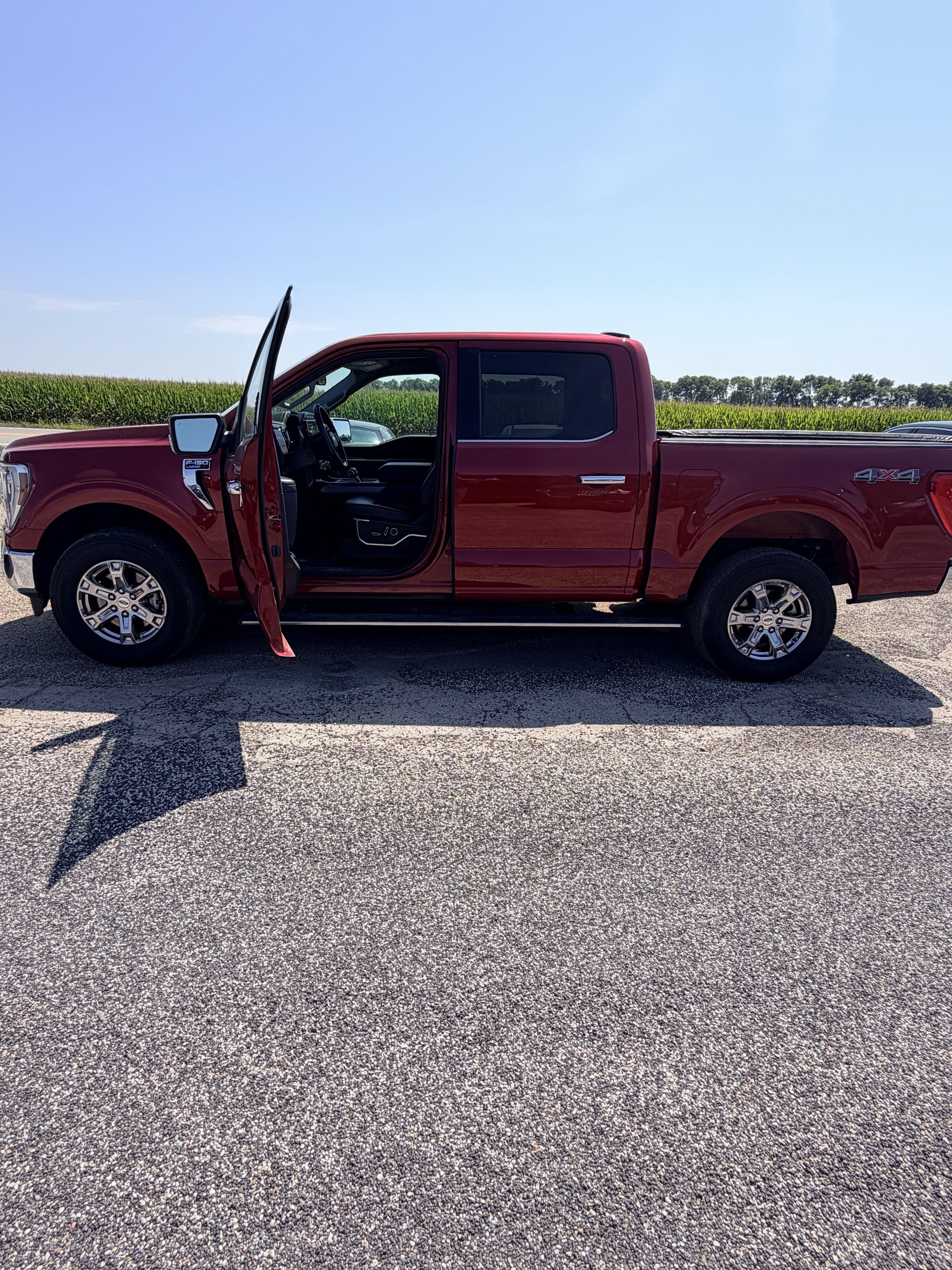 Used 2022 Ford F150 Lariat w/ Equipment Group 502A High AWD/4WD image 30
