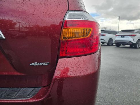 Used 2010 Toyota Highlander Limited image 16