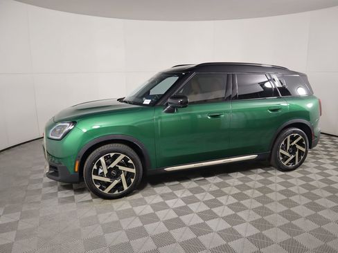 New 2026 MINI Cooper Countryman S w/ Comfort Package Max image 8