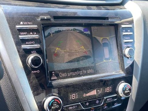 Used 2024 Nissan Murano SL image 15