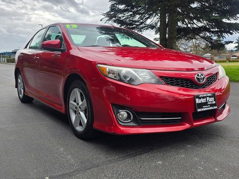 Used 2013 Toyota Camry SE image 8