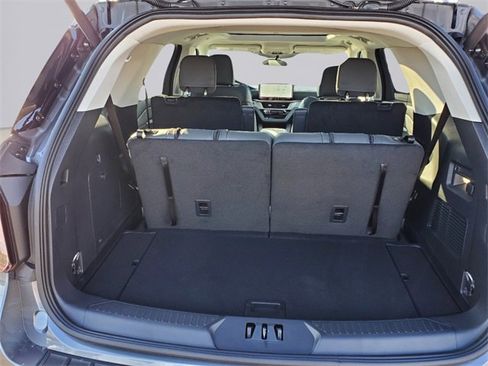 New 2025 Ford Explorer Active w/ Active Comfort Package image 38