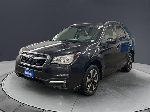 Used 2018 Subaru Forester 2.5i Premium image 7