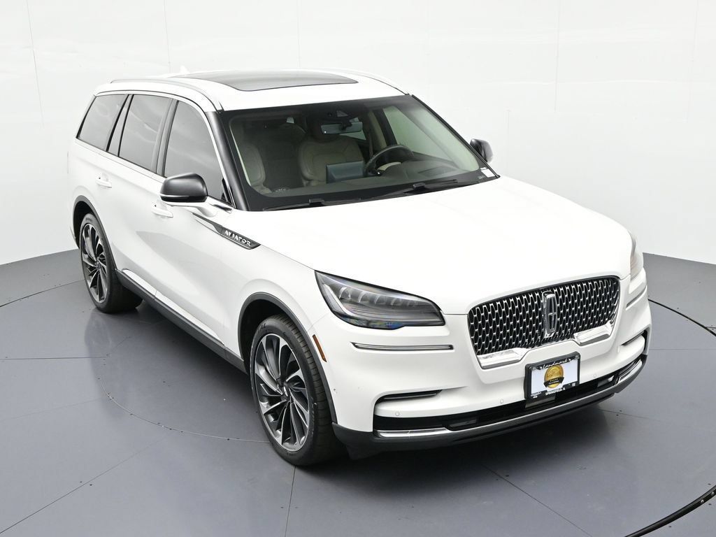 Used 2022 Lincoln Aviator Reserve w/ Equipment Group 201A AWD/4WD image 18