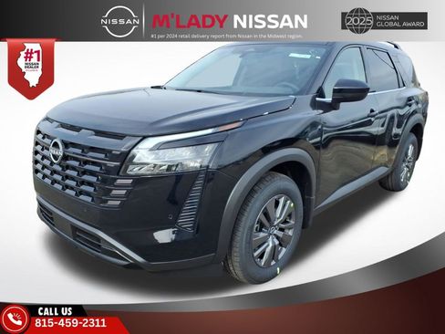 New 2026 Nissan Pathfinder SV image 3