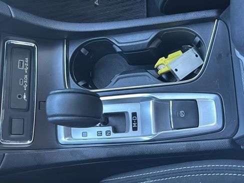 Certified 2023 Subaru Ascent Premium w/ Convenience Package image 31