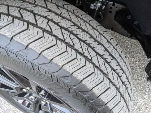 New 2025 Ford F150 Platinum w/ FX4 Off-Road Package image 34