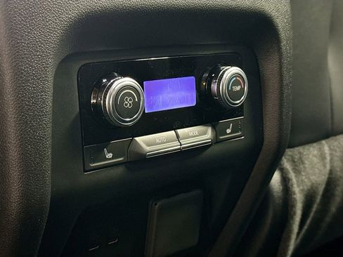 New 2026 GMC Acadia Elevation image 26