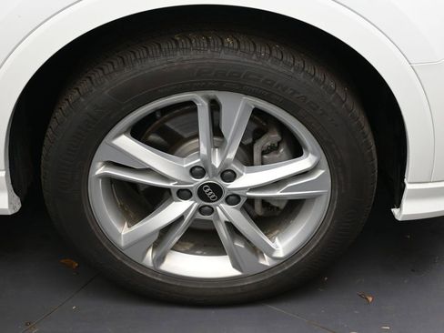 Used 2024 Audi Q3 2.0T Premium w/ Convenience Package image 10